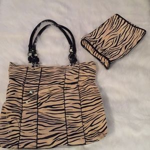 Mary Kay Purse and Cosmetic Bag Set